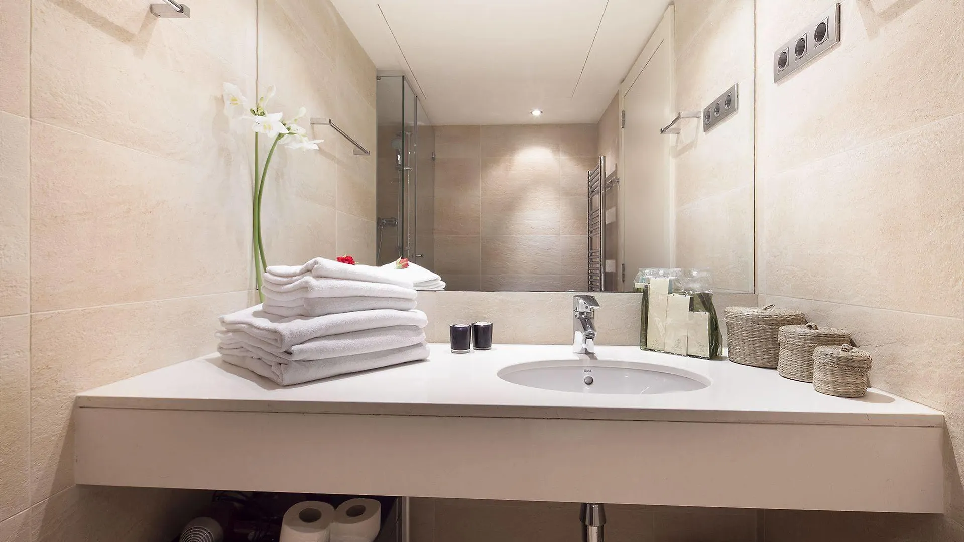 Inside Barcelona Apartments Mercat 0*,