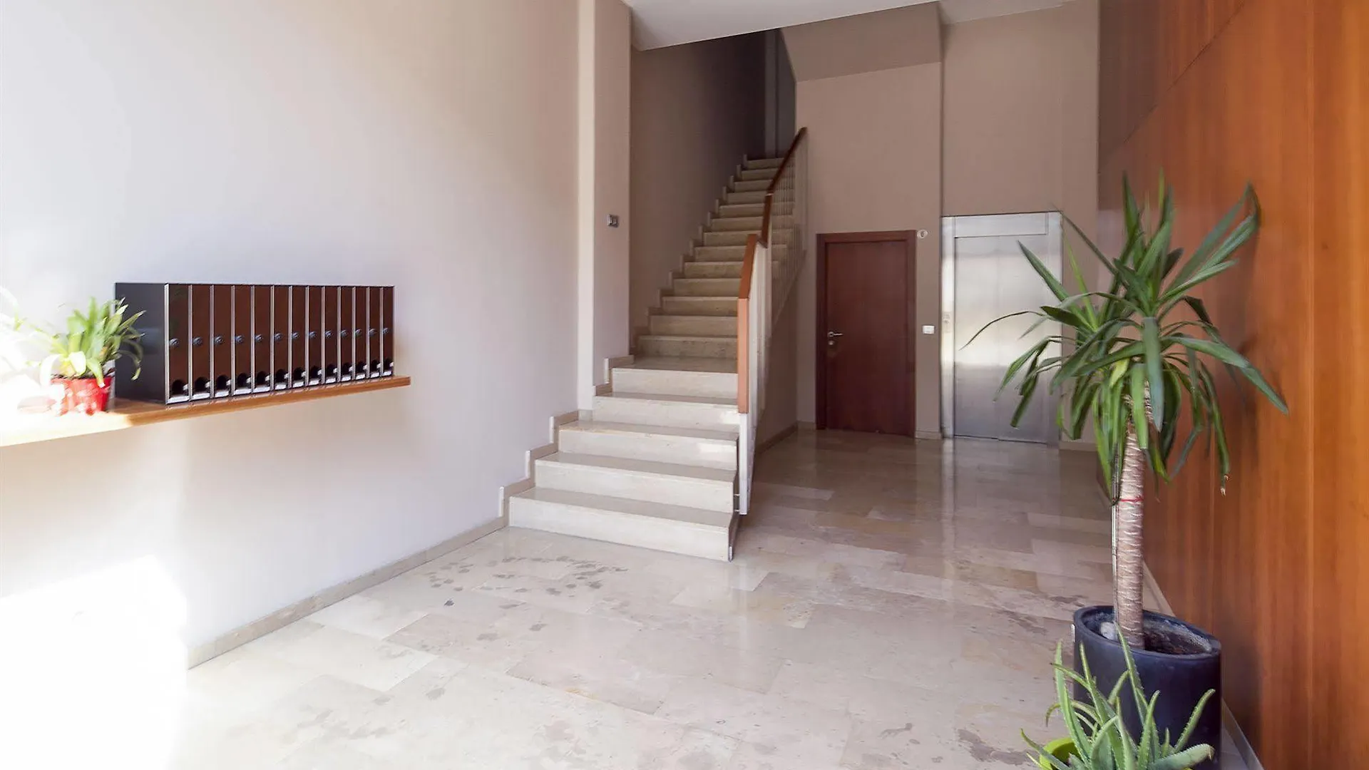 Inside Barcelona Apartments Mercat Spanien