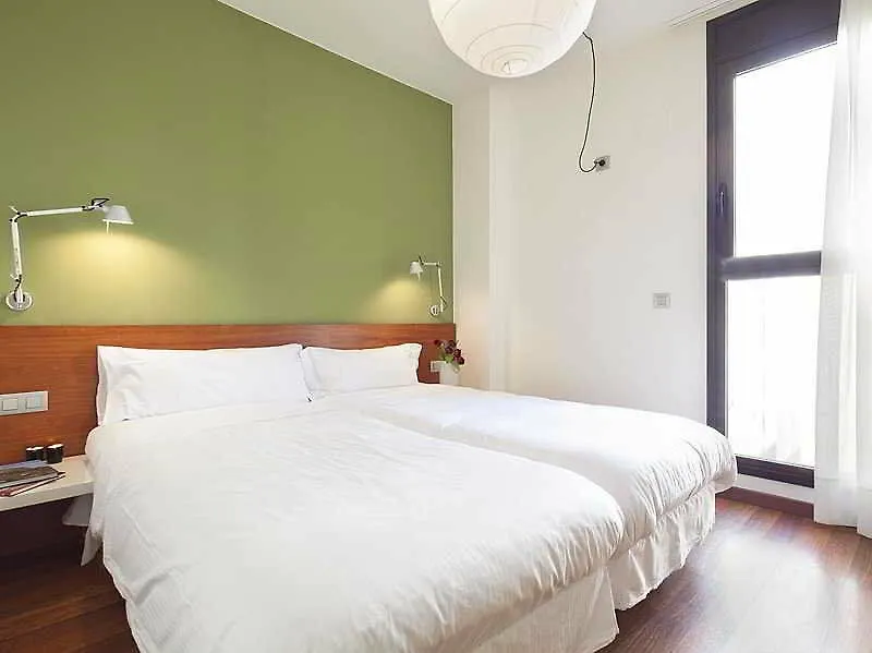 Inside Barcelona Apartments Mercat