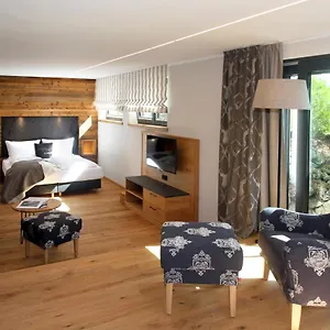 bergzauber-wohlfhlchalets.com-bavaria.com/